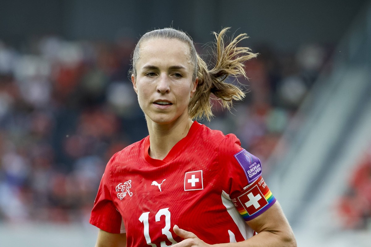 Foot: ça a chauffé à la mi-temps de Suisse-Israël