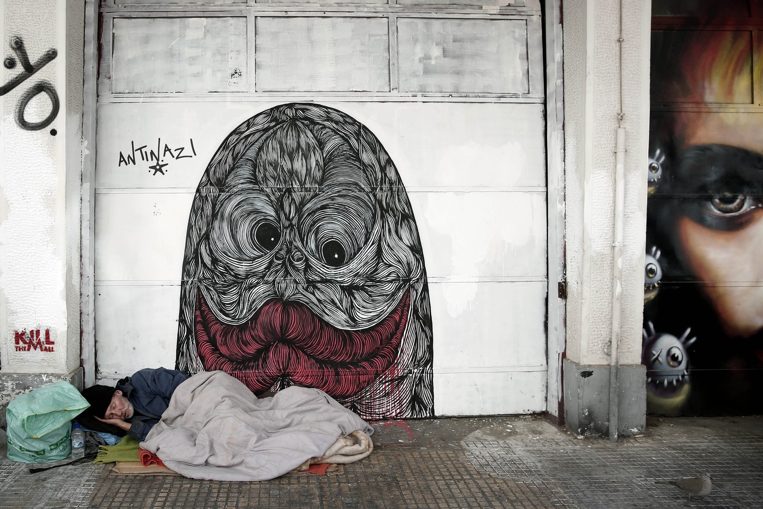 Ein Obdachloser in Athen. Im krisengeschüttelten Griechenland haben rund 20'000 Menschen kein Dach über dem Kopf.