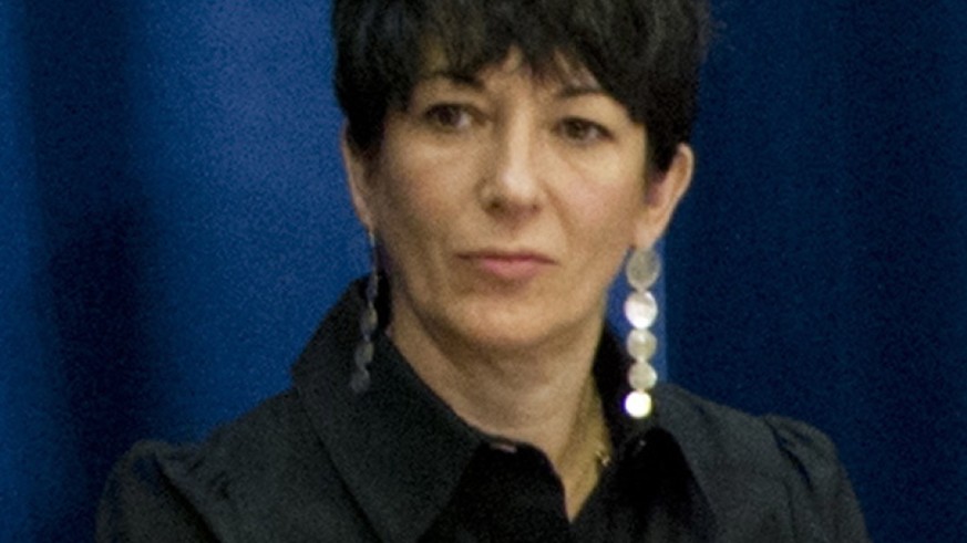 Ghislaine Maxwell wird vorgeworfen, Jeffrey Epstein dabei geholfen zu haben, Minderj