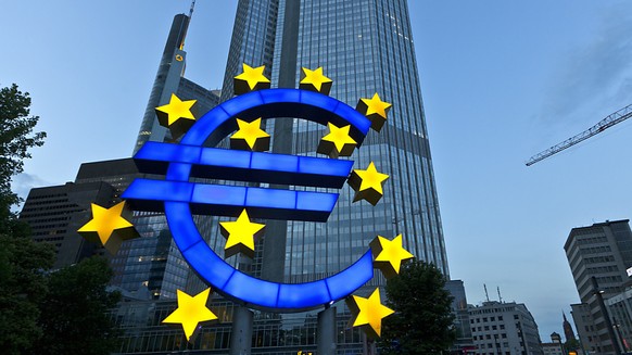 Die deutsche Regierung soll den massiven Staatsanleihenkäufen der Europäischen Zentralbank (EZB) entgegentreten. (Archivbild)