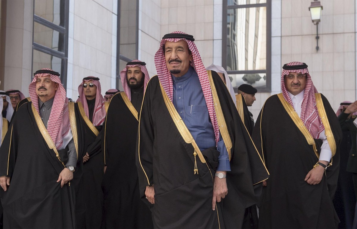Salman ibn Abd al-Aziz, König von Saudi-Arabien, mit Gefolge.&nbsp;