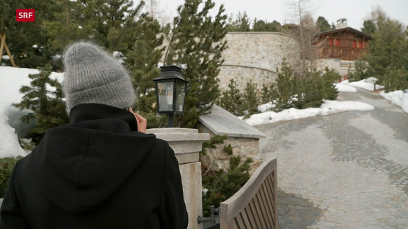 Niemand da: Eine SRF-Reporterin klingelte 2022 bei Melnitschenko in St. Moritz.