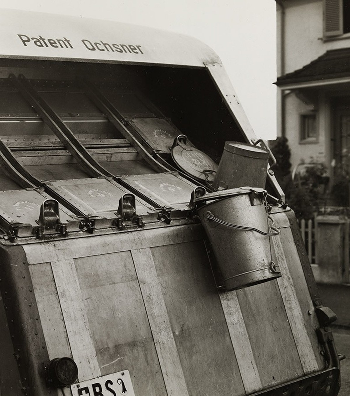 «Patent Ochsner» in einer Basler Ausführung.
https://ba.e-pics.ethz.ch/catalog/ETHBIB.Bildarchiv/r/589277/viewmode=infoview
