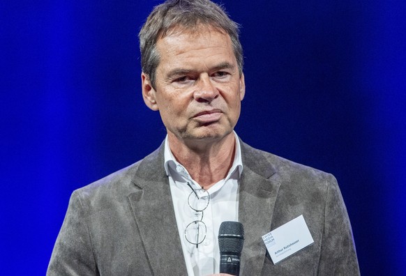 Der Programmleiter Arthur Rutishauser anlaesslich des Swiss Media Forum vom Donnerstag, 11. Mai 2023 im KKL in Luzern. (KEYSTONE/Urs Flueeler)