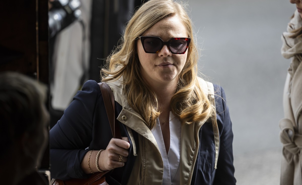 Valerie Dittli, conseillere d'Etat vaudoise, arrive lors d'une conference de presse au sujet des mesures prises suite a l'analyse au sein du DFA ce vendredi, 21 mars 2025 a Lausanne. le ...