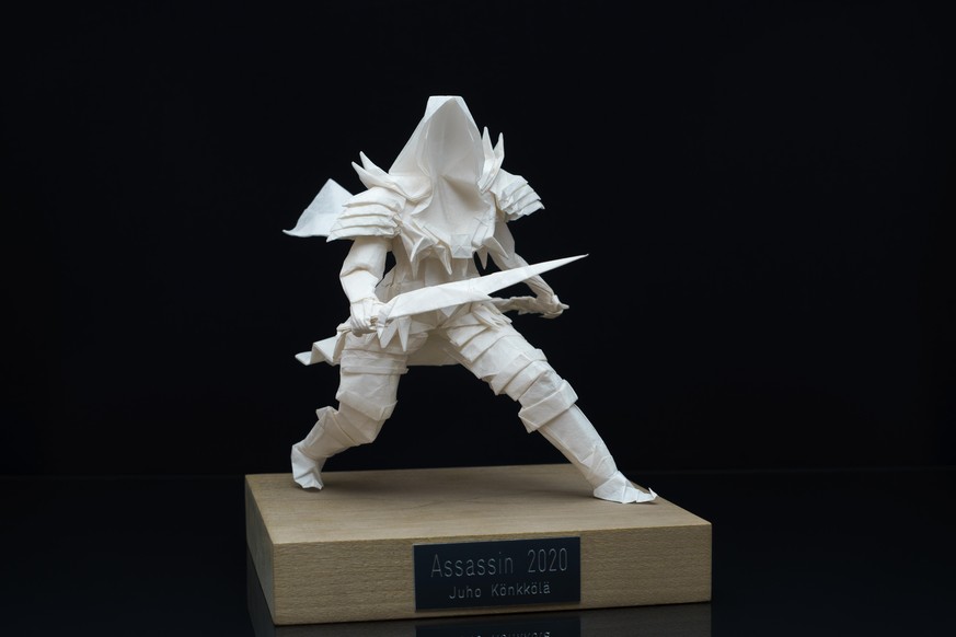 Origami-Figur Assassin von Juho Könkkölä.