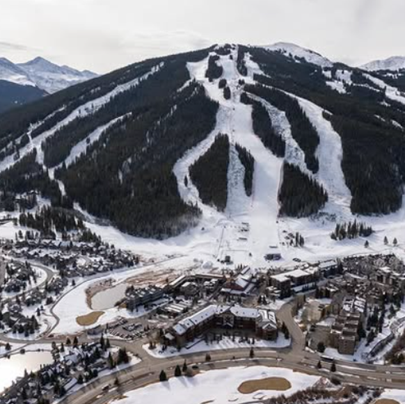 Tomorrow, the Stifel Copper Cup presented by United Airlines brings World Cup racing to U.S. snow for the first time this season. Are you ready? It’s going to be fast.