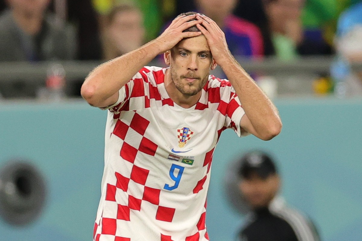 epa10357248 Andrej Kramaric of Croatia reacts during the FIFA World Cup 2022 quarter final soccer match between Croatia and Brazil at Education City Stadium in Doha, Qatar, 09 December 2022. EPA/Fried ...