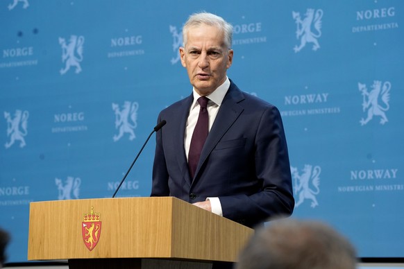 epa11359381 Norway&#039;s Prime Minister Jonas Gahr Store announces that the Norwegian Government will recognize Palestine as an independent state from 28 May 2024, at a press conference in Marmorhall ...