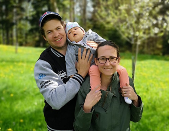 Mario und Alexandra Schenkel mit Valeria.