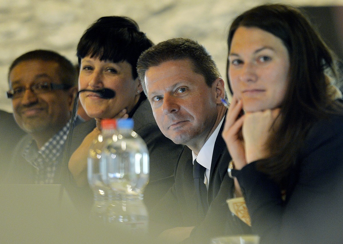 Finanziell noch mehr bestraft als die Grünen: Die Grünliberalen um Präsident Martin Bäumle (zweiter von rechts).