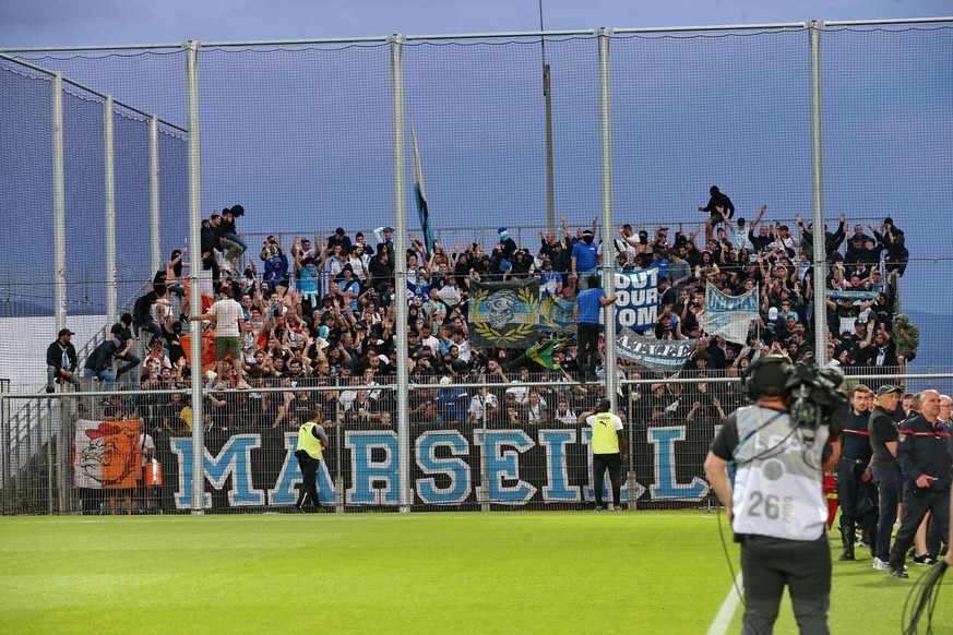 ACA vs Supporter de Marseille O.M FOOTBALL : AC Ajaccio vs Olympique de Marseille - Ligue 1 - 03/06/2023 GerardPierlovisi/Panoramic PUBLICATIONxNOTxINxFRAxITAxBEL