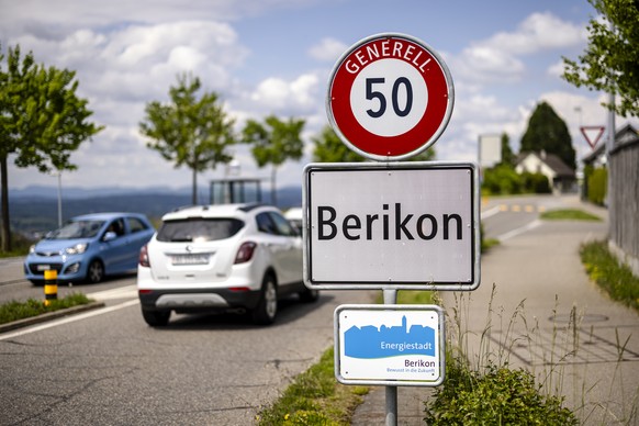 Ein Strassenschild mit der Aufschrift Berikon, aufgenommen, am Montag, 12. Mai 2025 in Berikon AG. Eine 14-Jaehrige soll am Sonntagnachmittag in Berikon AG eine 15-Jaehrige getoetet haben. Sie fuegte  ...
