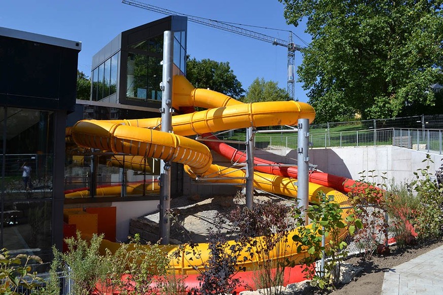 Hallenbad Wallisellen Water World Rutschbahnen Rauszeit