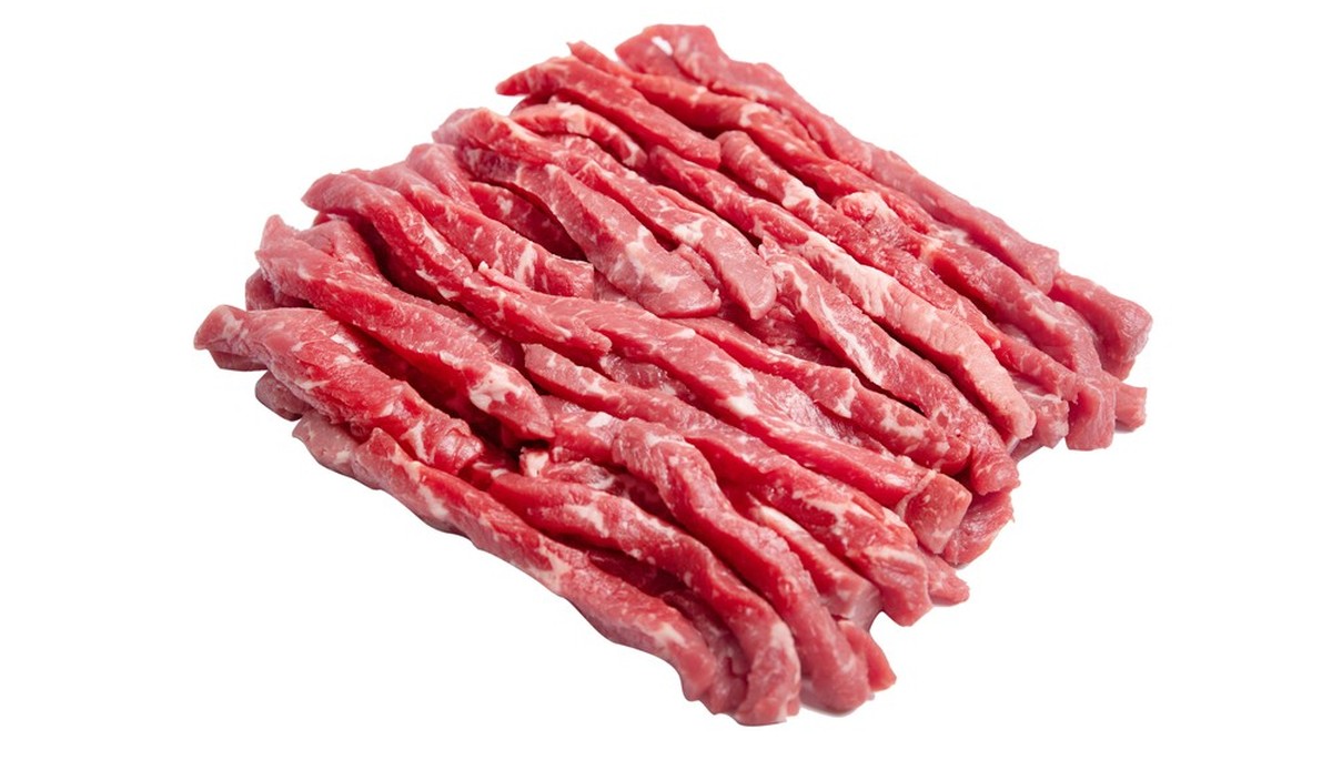 Mal das Rindfleisch in feine Streifen schneiden. Für Wok-Gerichte, etwa.