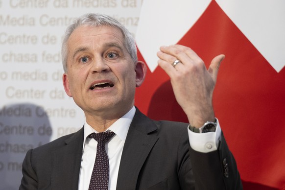 Bundesrat Beat Jans spricht an einer Medienkonferenz ueber die Botschaft zum Bundesgesetz ueber die Unterstuetzung der Opfer der Brandkatastrophe in Crans-Montana und Entscheide ueber das weitere Vorg ...