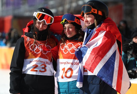 epa06534996 Gold medallist Sarah Hoefflin of Switzerland (C) with Silver medallist Mathilde Gremaud of Switzerland (L) and Bronze medalist Isabel Atkin of Great Britain (R) after the Women&#039;s Free ...