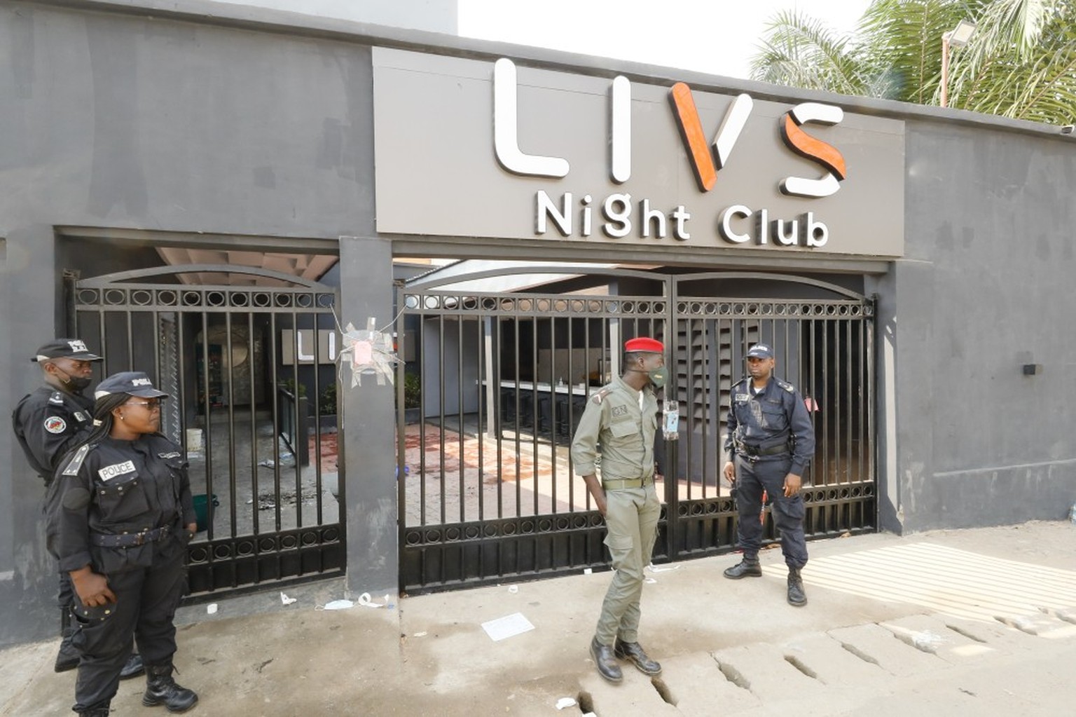 Der LIVS-Nachtklub in Yaoundé, in dem es 2022 zu einem verheerenden Brand kam.
https://www.cameroon-tribune.cm