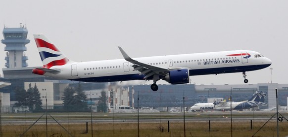 epa08899047 A British Airways aircraft prepares for landing at Henry Coanda International Airport in Otopeni, 20 Km north from Bucharest, Romania, 17 December 2020 (issued 22 December 2020). Romania h ...