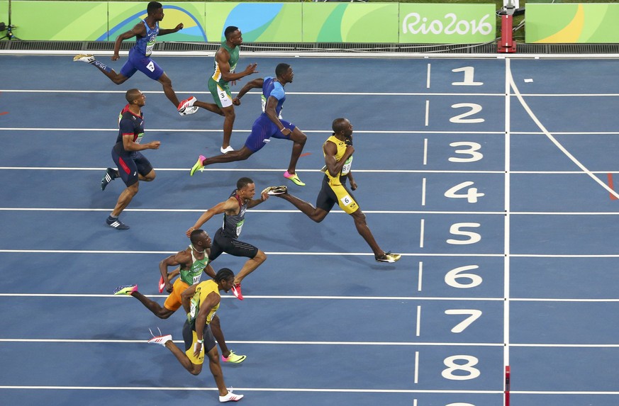 2016 Rio Olympics - Athletics - Final - Men&#039;s 100m Final - Olympic Stadium - Rio de Janeiro, Brazil - 14/08/2016. Usain Bolt (JAM) of Jamaica wins the gold medal in the men&#039;s 100m final. REU ...