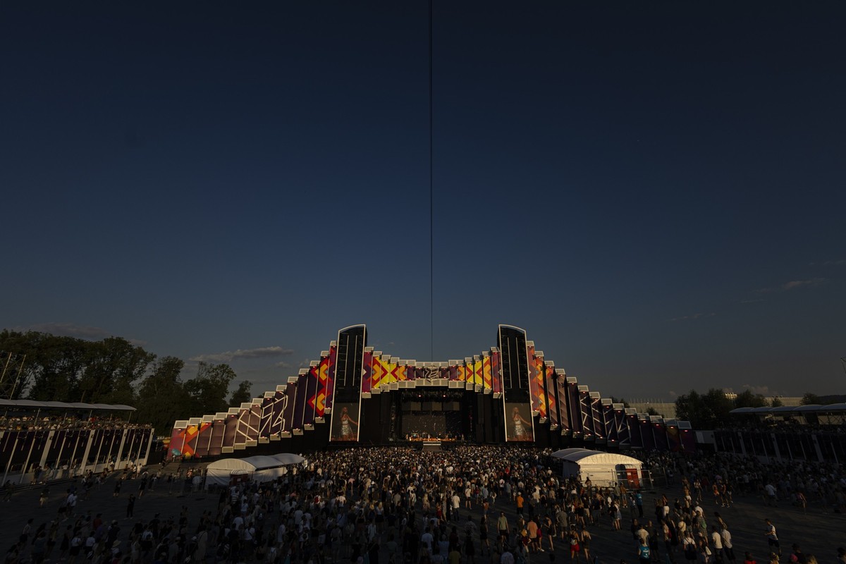 A general view shows singer Zara Larsson.performing on stage at the Zurich Openair, in Glattbrugg outside Zurich, Switzerland on Tuesday, August 22, 2023. The Zurich Openair takes place from August 22 ...