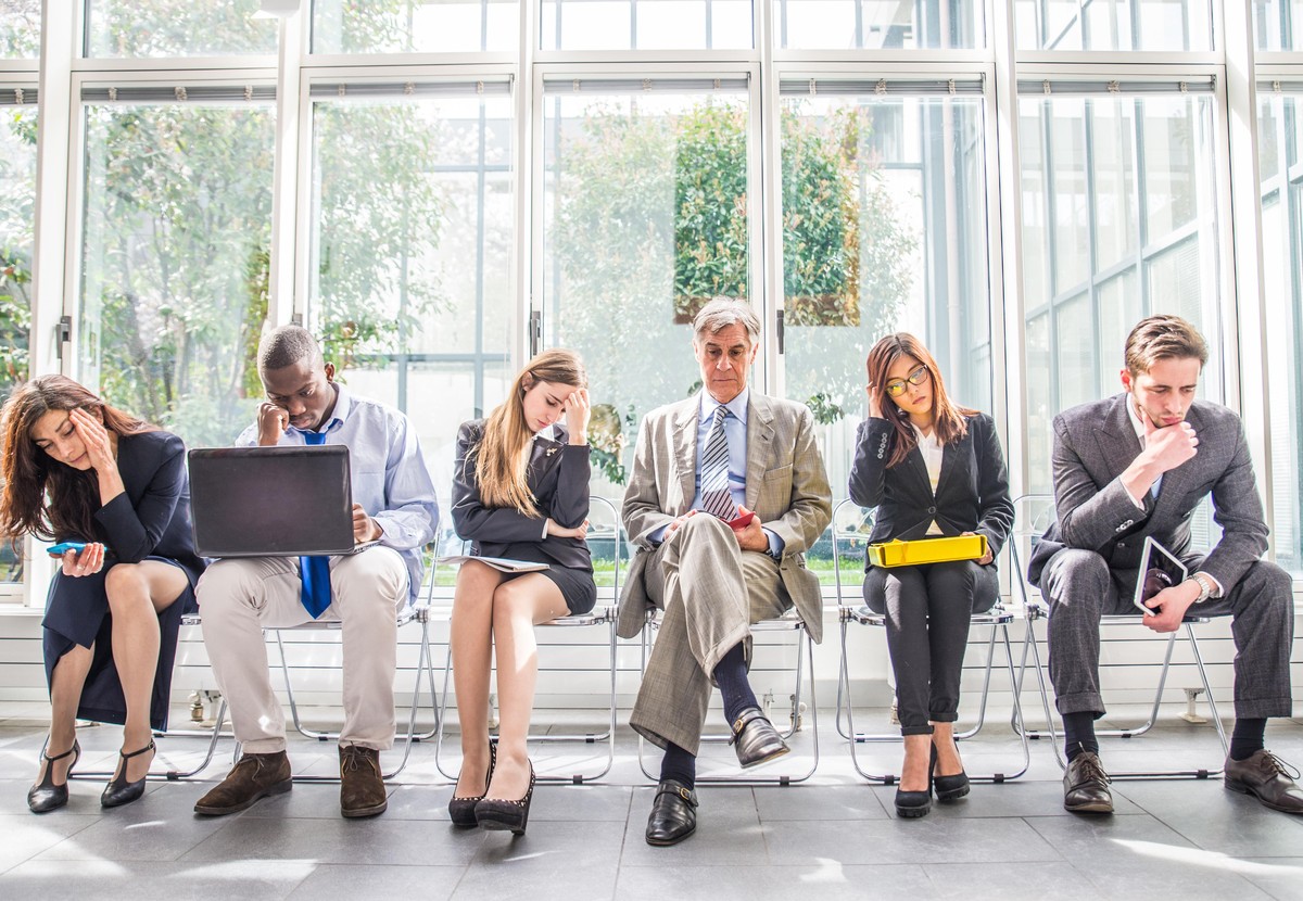arbeitslos unemployed rezession wirtschaftskrise entlassung kündigung dini mueter