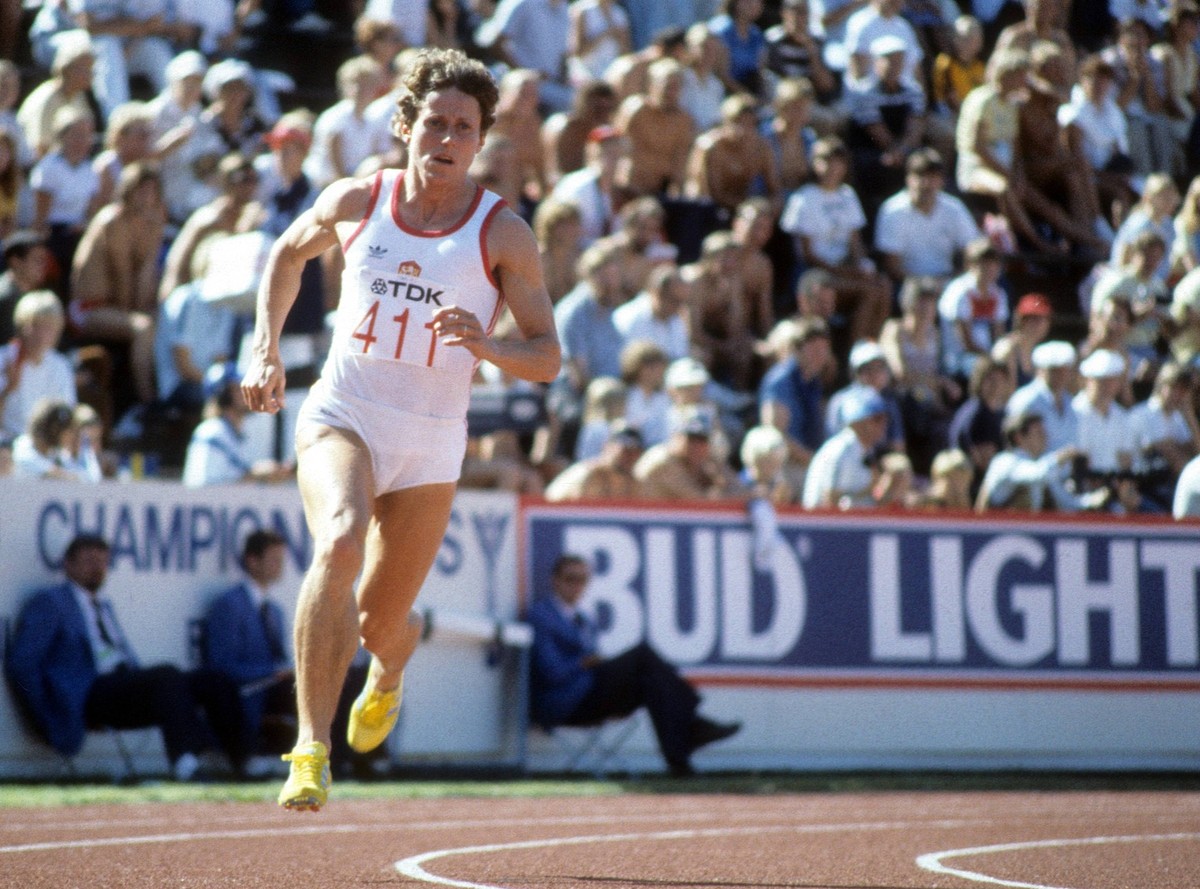 Bildnummer: 04818162 Datum: 10.08.1983 Copyright: imago/Sven Simon
Jarmila Kratochvilova (CSSR); Tschechoslowakei, Tschechien, Vdia, quer, WM 1983, 400m, Nationaltrikot Helsinki Leichtathletik WM Dam ...