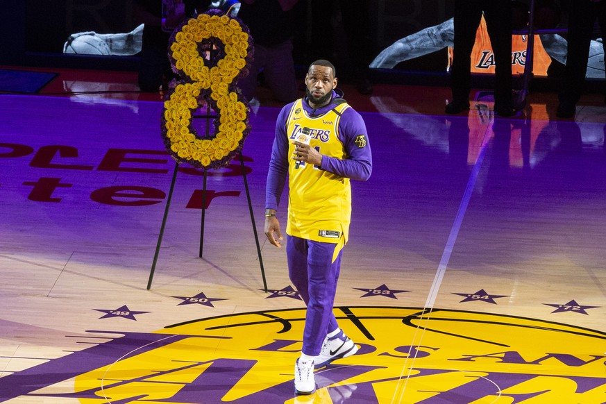 epa08183861 LA Lakers forward LeBron James delivers a speech during a ceremony in memory of late former Los Angeles Lakers player Kobe Bryant, prior to the match between the Portland Trail Blazers and ...