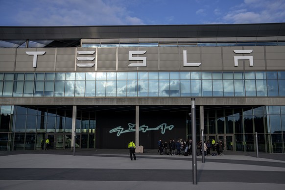 A general view of the Tesla Gigafactory for electric cars in Gruenheide near Berlin, Germany, Tuesday, March 5, 2024. Production at Tesla&#039;s electric vehicle plant in Germany came to a standstill  ...