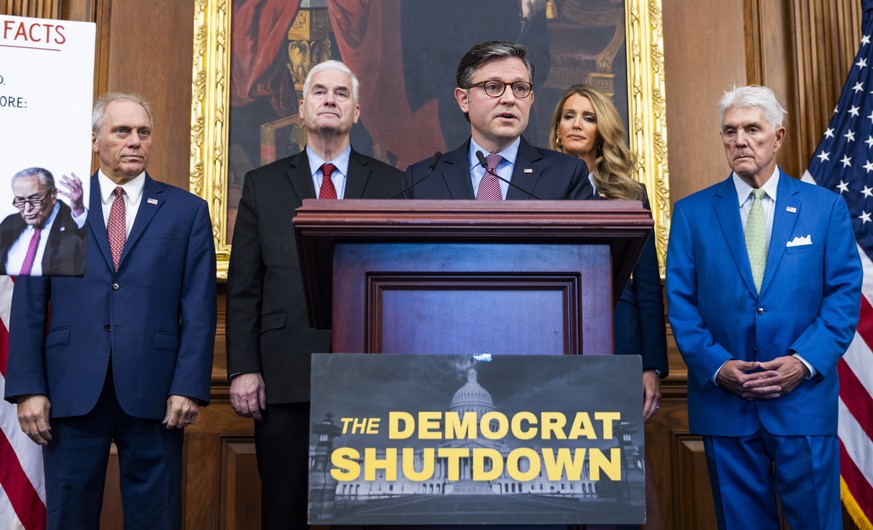 epa12486021 US Republican Speaker of the House from Louisiana Mike Johnson (C), along with Administrator of the Small Business Administration (SBA) Kelly Loeffler (C-R) and members of House Republican ...