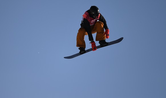 epa06547833 Michael Schaerer of Switzerland in action during the Men&#039;s Snowboard Big Air competition at the Alpensia Ski Jumping Centre during the PyeongChang 2018 Olympic Games, South Korea, 21  ...