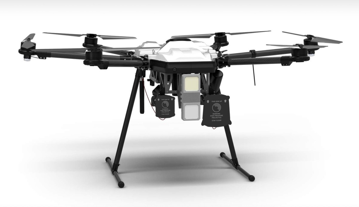 Abfang-Drohne DroneHunter F700 von Fortem Technologies