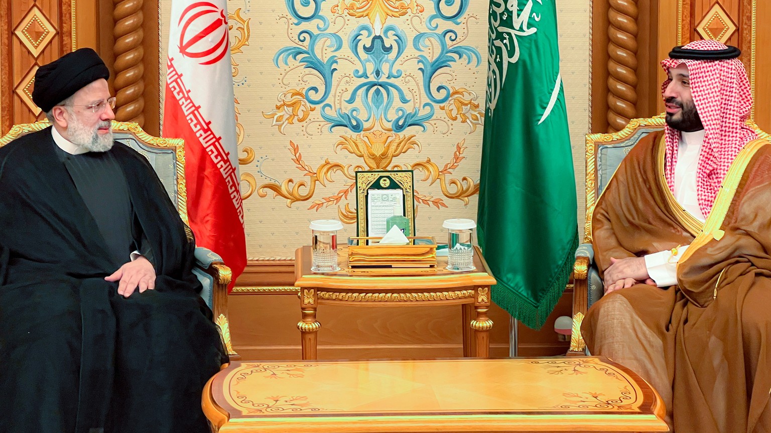 epa10970055 A handout photo made available by Iran&#039;s Presidential Office shows Iranian President Ebrahim Raisi (L) and Saudi Crown Prince Mohammed bin Salman (R) during a meeting in Riyadh, Saudi ...