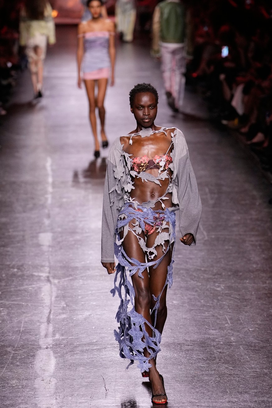 A model wears a creation part of the Diesel women's Spring-Summer 2027 collection presented in Milan, Italy, Tuesday, Sept. 22, 2026. (AP Photo/Luca Bruno).
Italy Fashion Diesel S,S 27