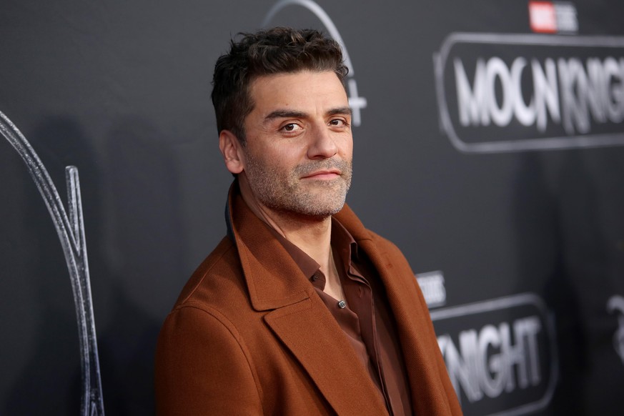 oscar isaac an der premiere von moon knight