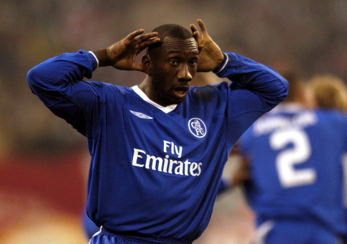 Bildnummer: 01005054 Datum: 09.12.2003 Copyright: imago/Sven Simon
Jimmy Floyd Hasselbaink (Chelsea) - Torjubel; English Premier League, 1. Englische Liga, quer, close, Jubel, jubeln, Ritual, Jubelri ...