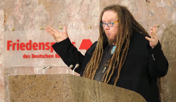 U.S. author, musician and computer scientist Jaron Lanier delivers a speech in the Paul&#039;s church in Frankfurt, Germany, Sunday, Oct. 12, 2014. Lanier was awarded the Peace Prize of the German Boo ...