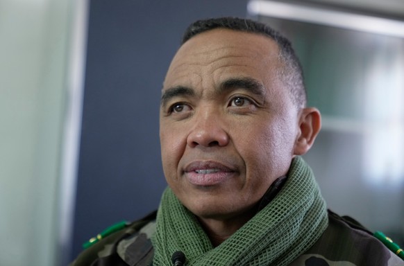 Oberst Michael Randrianirina von der Spezialeinheit Capsat kündigte am Dienstag die Machtübernahme durch das Militär an.