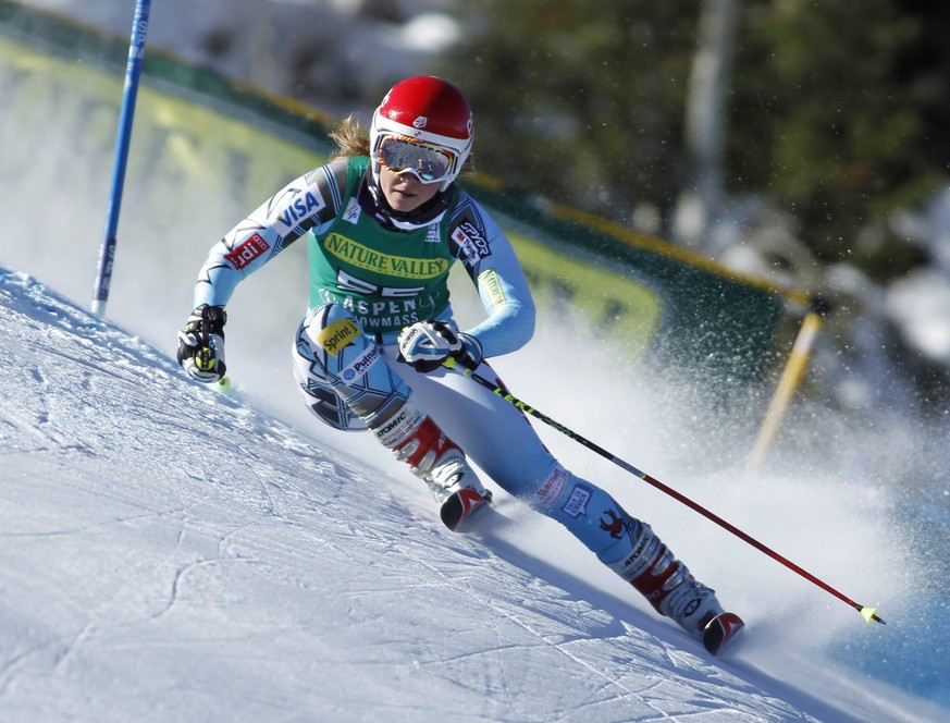 November 28, 2011, Aspen, Colorado, Italy: 11/26/11 - Mikaela Shiffrin USA makes a turn in the giant slalom race of the Audi FIS Ladies World Cup at the Aspen Winternational in Aspen, Colorado Saturda ...