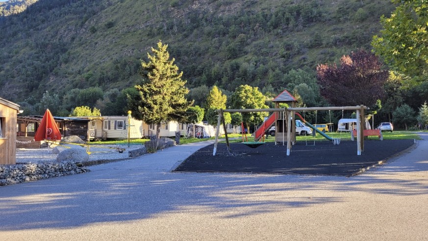 Camping Raron Santa Monica schönste Campingplätze der Schweiz Rauszeit