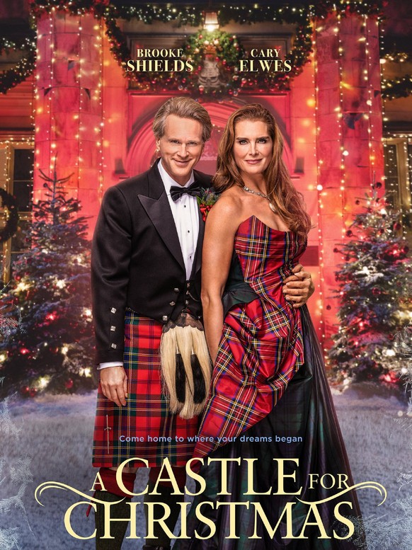 Poster, A Castle For Christmas 2021. Photo credit: Netflix / The Hollywood Archive PUBLICATIONxINxGERxSUIxAUTxONLY Copyright: xx 34262-001THA