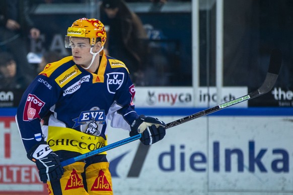 EV Zug Stuermer Gregory Hofmann waehrend dem Eishockey-Meisterschaftsspiel der National League zwischen dem EV Zug und den ZSC Lions am Freitag, 22. November 2019, in Zug. (PPR/Patrick B. Kraemer)