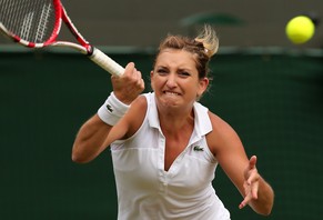 Timea Bacsinszky ist chancenlos gegen die übermächtige Maria Scharapowa.