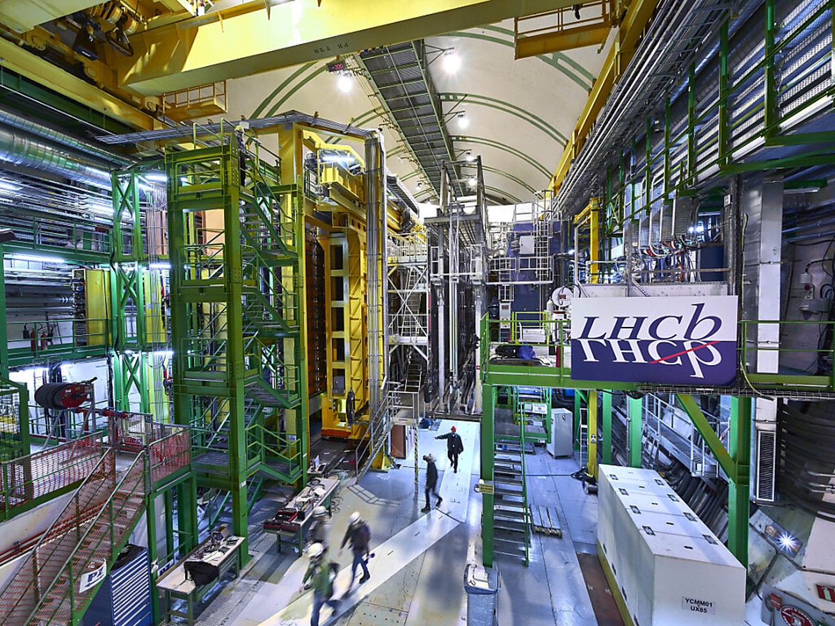 Les chercheurs des deux pays coopèrent notamment dans le cadre d'infrastructures de recherche internationales comme le CERN (photo), l'Organisation européenne pour la recherche en astronomie ...