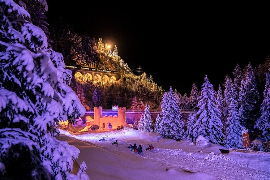 Nachtschlitten Rauszeit die besten Schlittelpisten der Schweiz Bergün Preda