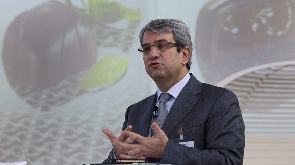 ARCHIV -- LAURENT FREIXE WIRD NEUER NESTLE CEO UND LOEST MARK SCHNEIDER AB - Laurent Freixe, directeur general de Nestle Suisse, s&#039;exprime lors du lancent la mise en ligne du nouveau site interne ...