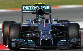 Rosberg für wieder einmal vor Hamilton.