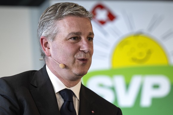 Der abtretende Praesident Marco Chiesa, SVP-TI, spricht an der Delegiertenversammlung der SVP Schweiz, am Samstag, 23. Maerz 2024, in Langenthal. (KEYSTONE/Peter Schneider)