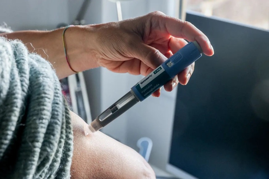 Entry into the anti-obesity drug industry: Roche raises the stakes