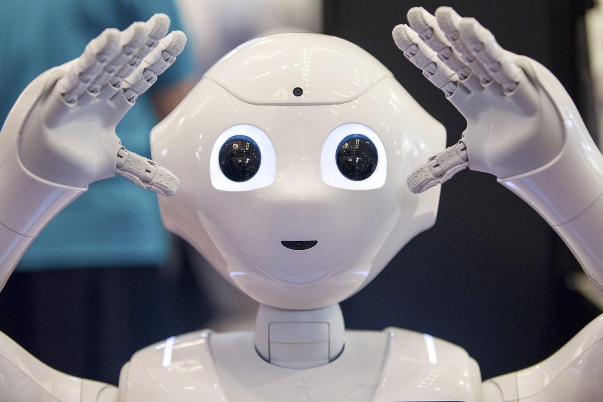 epa05434294 SoftBank's humanoid robot Pepper is seen on display during 'Pepper World 2016' in Tokyo, Japan, 21 July 2016. The event showcases SoftBank Group Corp's Pepper robot use ...